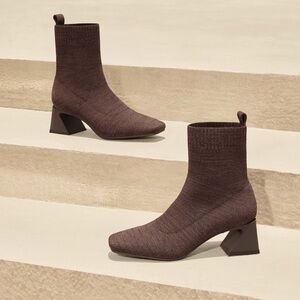 Vivaia “Regina-Pro” Square-Toe Water-Repellent Block Heeled Boots 43 US11